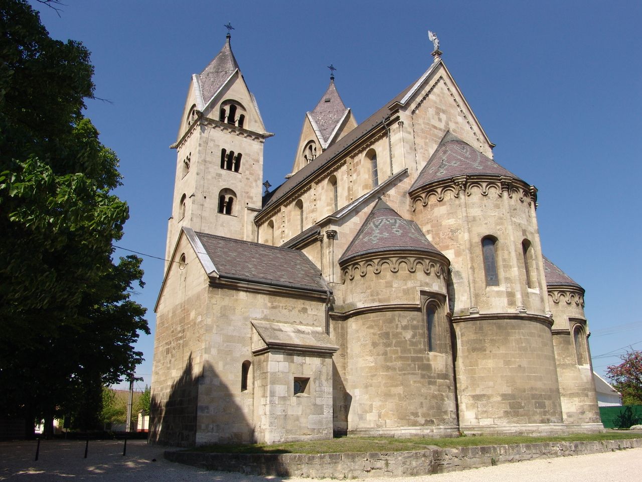 2010 es felujitas lébényi templom